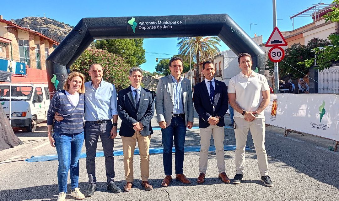 Gran éxito de la XXXV Carrera Escolar La Gloria celebrada a beneficio de la Asociación Provincial de Autismo Jaén «Juan Martos Pérez», que ha contado con más de 1.300 participantes