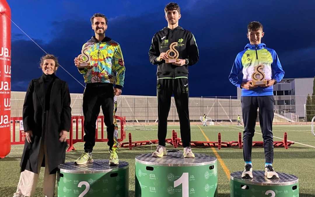 Sergio López y Carmen Gila, ganadores de la VIII Carrera Solidaria de la Universidad de Jaén en sus respectivas categorías