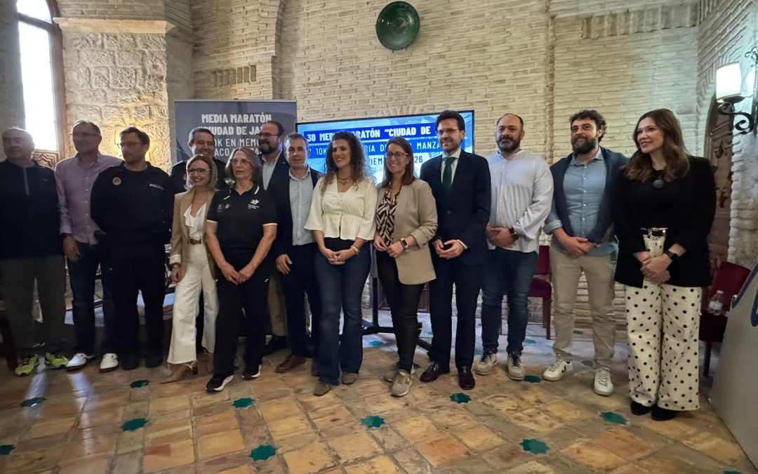 El Ayuntamiento presenta el nuevo recorrido de una sola vuelta de la “mejor Media Maratón de Jaén” de la historia, con un despliegue deportivo y logístico