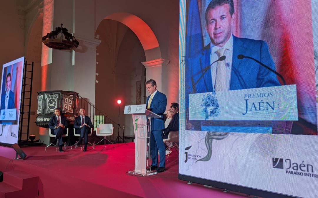 Los Premios Jaén Paraíso Interior reconocen el escaparate deportivo internacional de la Carrera Urbana Internacional de la Noche de San Antón